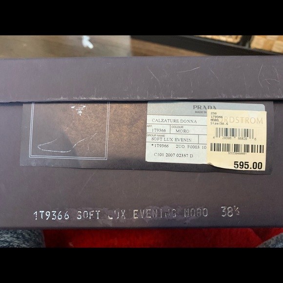 Pair of brown, size 8 Prada boots - Picture 5 of 6